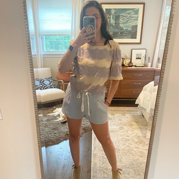 Olivine Gabbro Silk and Lace Blouse - Picture 3 of 11